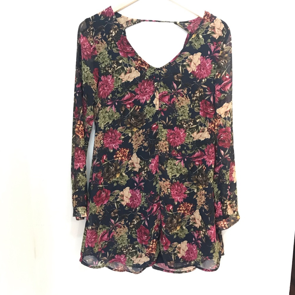 Y2K style Astr floral V neck long sleeve swing dress